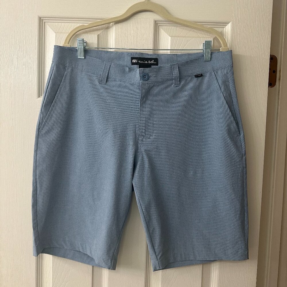 Travis Matthew Golf Shorts, Size 34